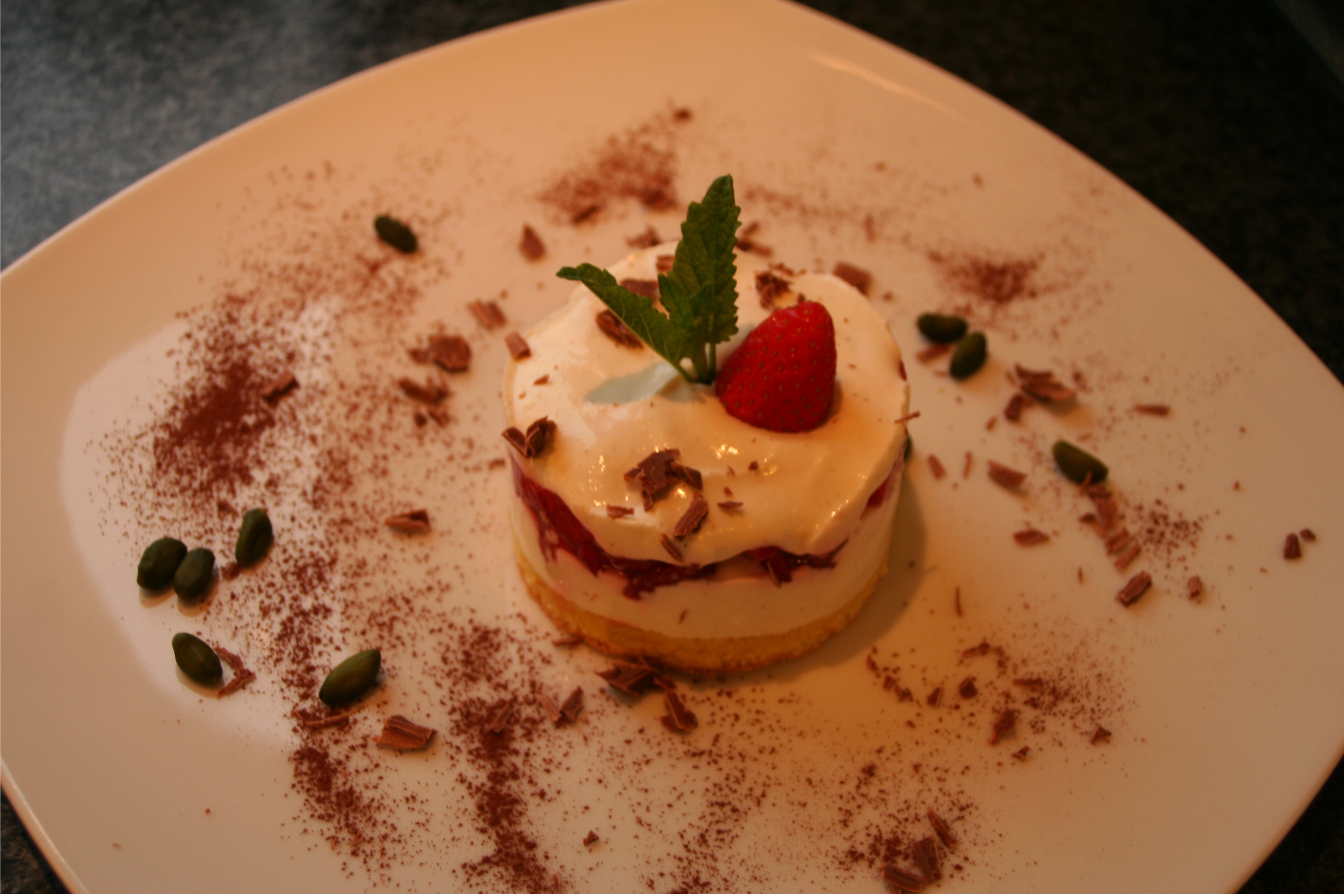 Limettencreme mit Marinierten Erdbeeren | MinaS Blog