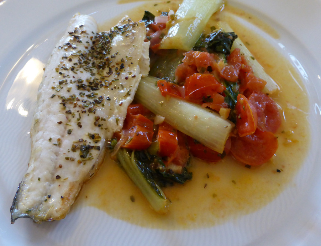 Gebratenes Wolfsbarschfilet mit Pak-Choi | MinaS Blog